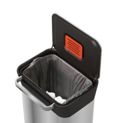 Joseph Joseph Intelligent Waste Titan - mat RVS, zwart